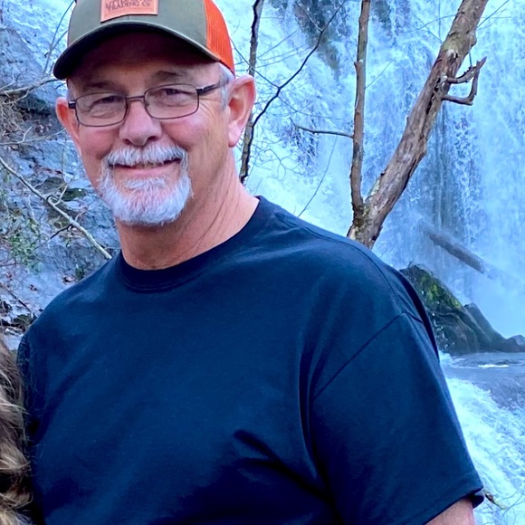 Meet your Posher, Mitchell - Picture 1 of 1